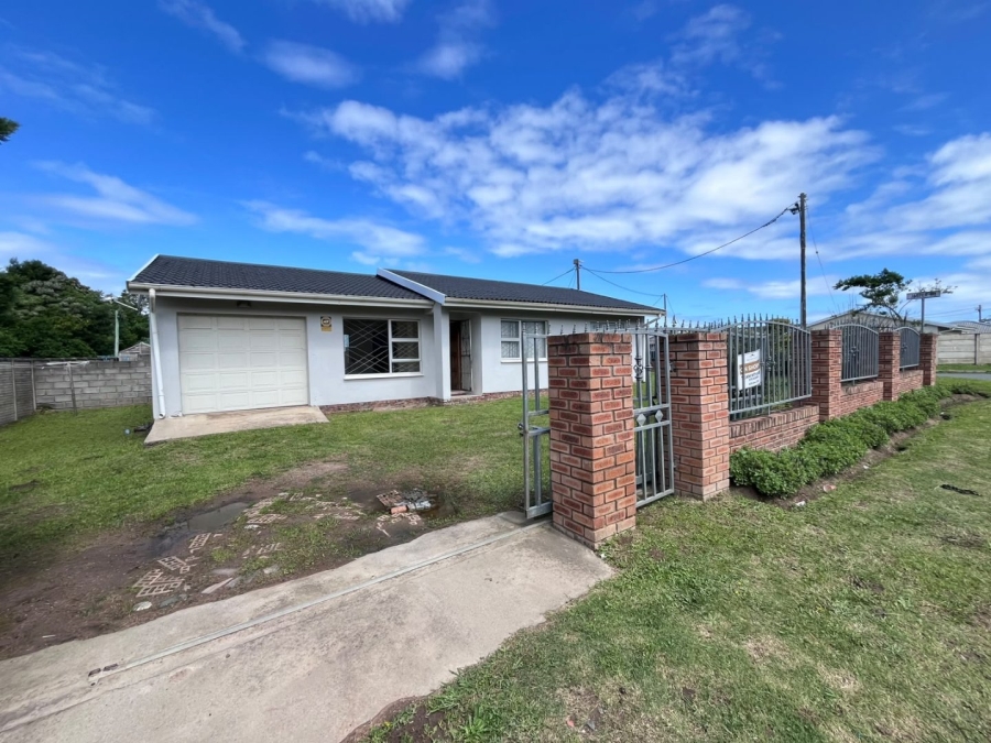 3 Bedroom Property for Sale in Haven Hills Eastern Cape